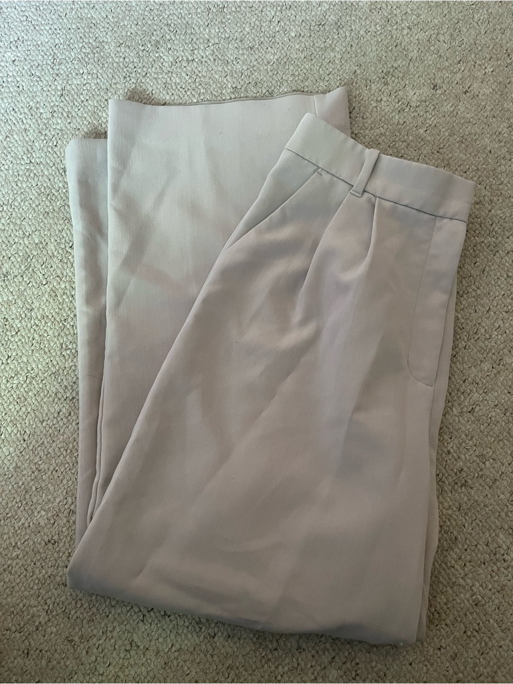 Abercrombie & Fitch Women's Light Beige Pleated Trousers